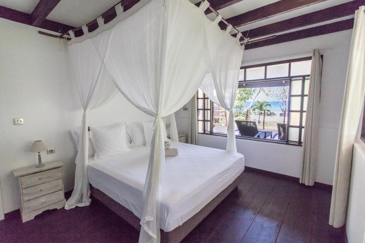 Le Coconut Lodge Avatoru Bagian luar foto