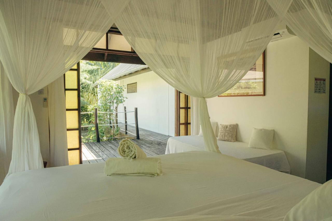 Le Coconut Lodge Avatoru Bagian luar foto