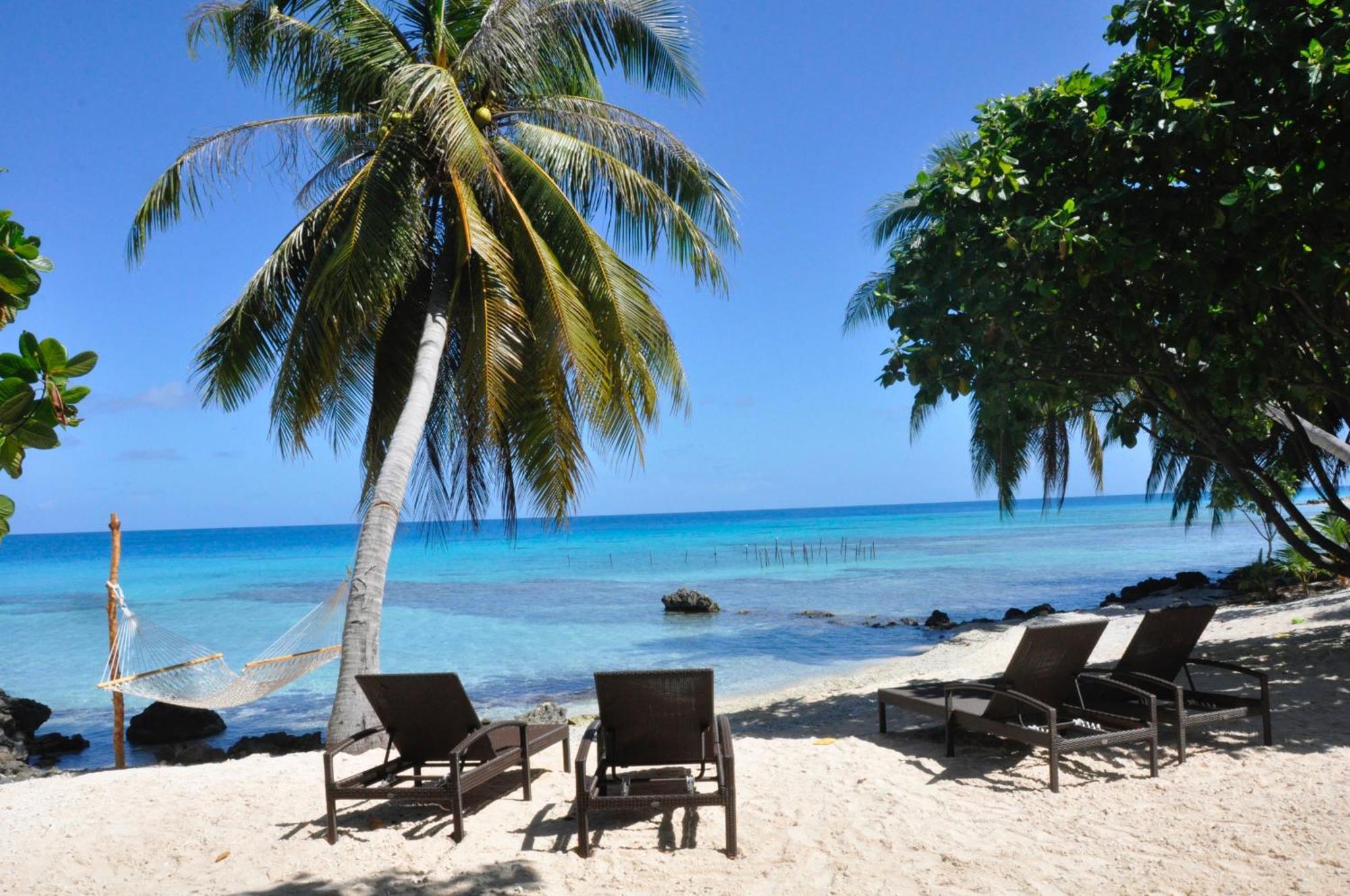 Le Coconut Lodge Avatoru Bagian luar foto