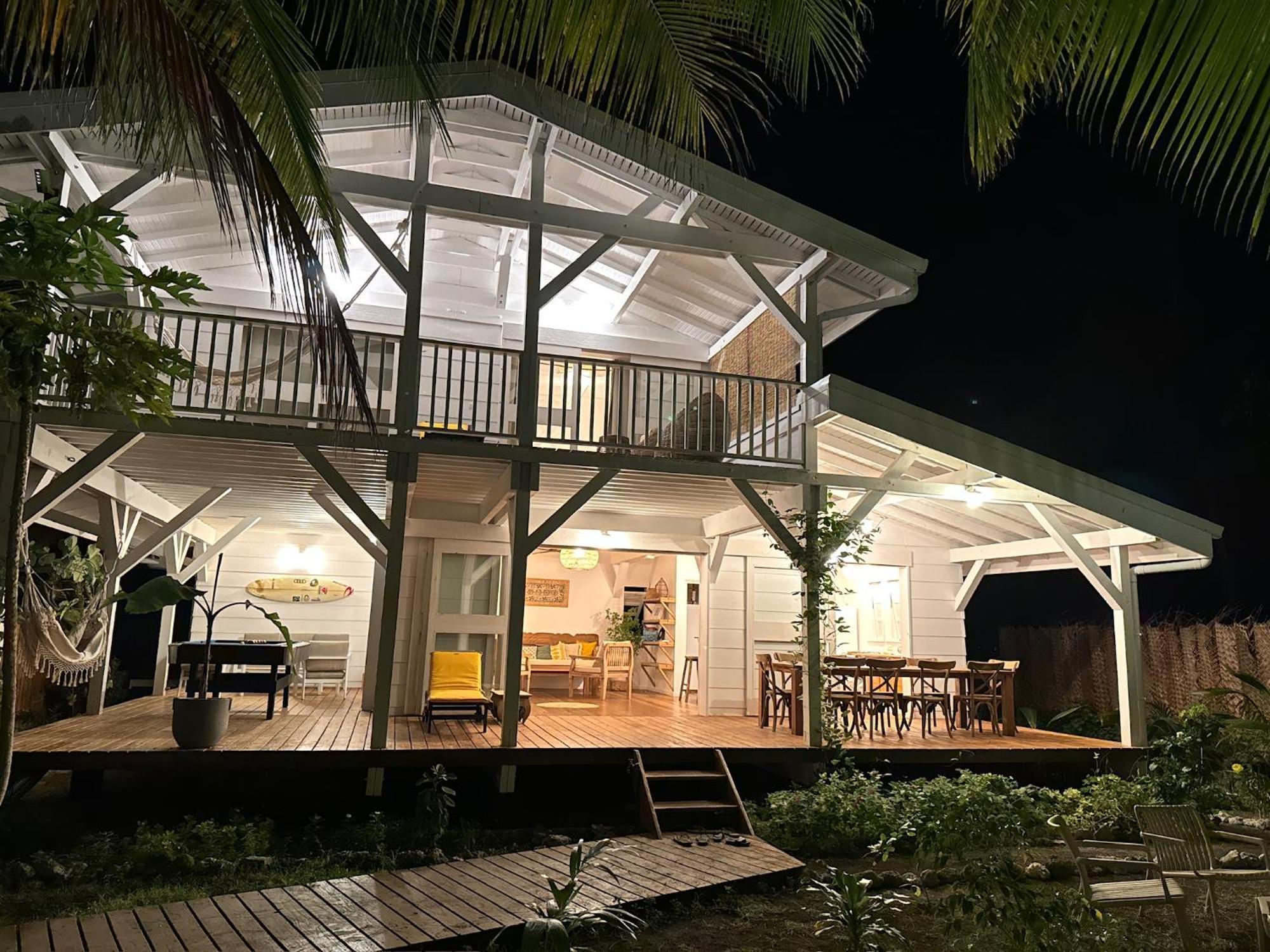Le Coconut Lodge Avatoru Bagian luar foto
