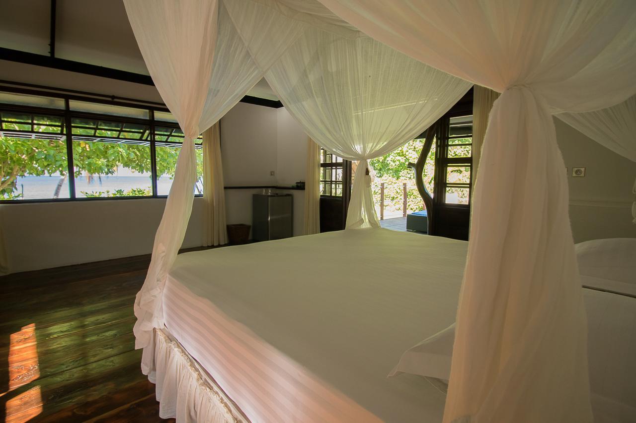 Le Coconut Lodge Avatoru Bagian luar foto